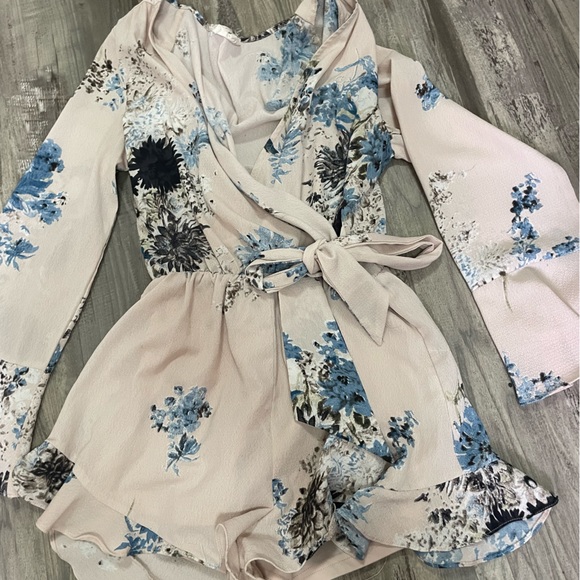 Romper - Picture 2 of 2